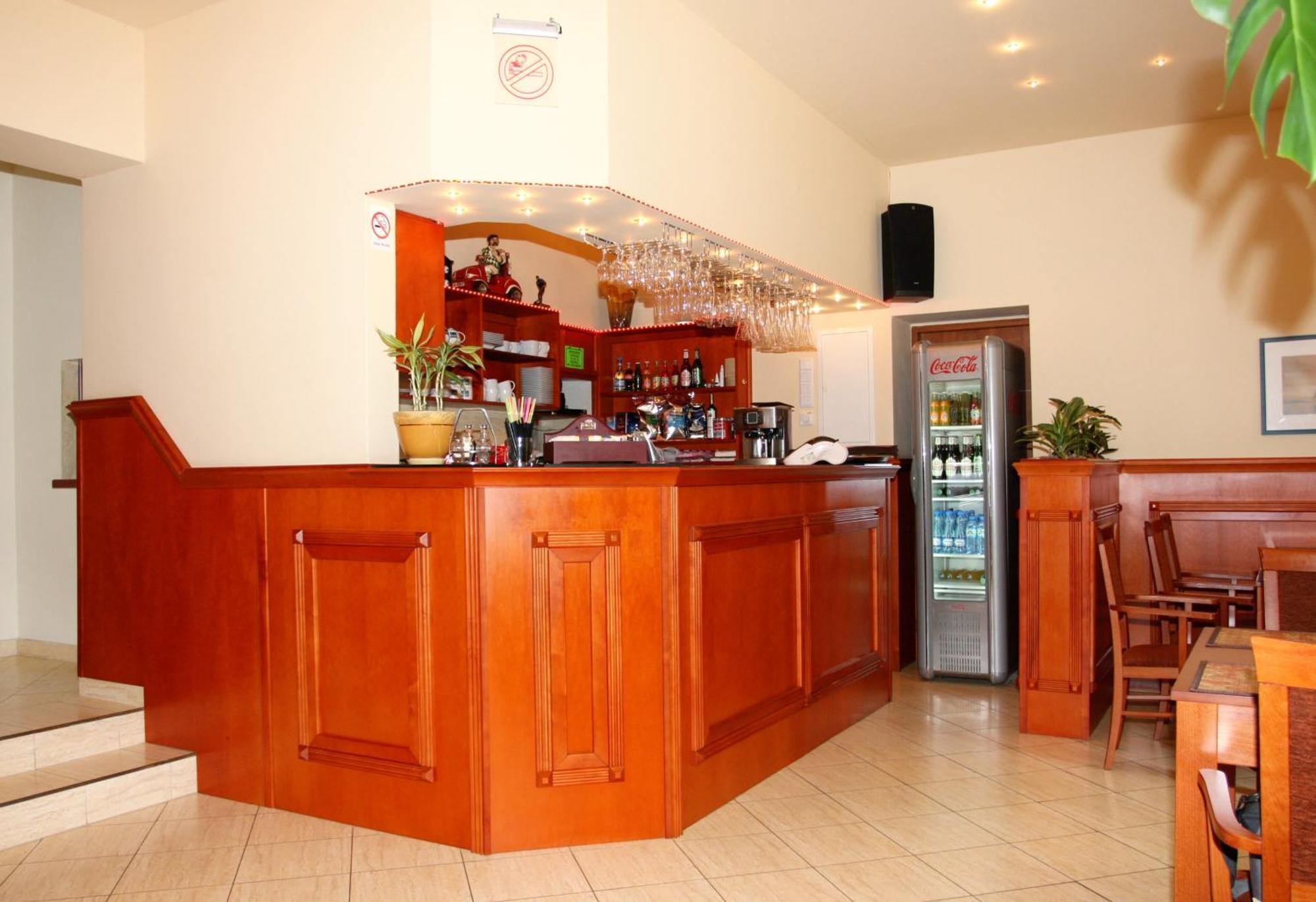 Hotel Korona Słubice Esterno foto