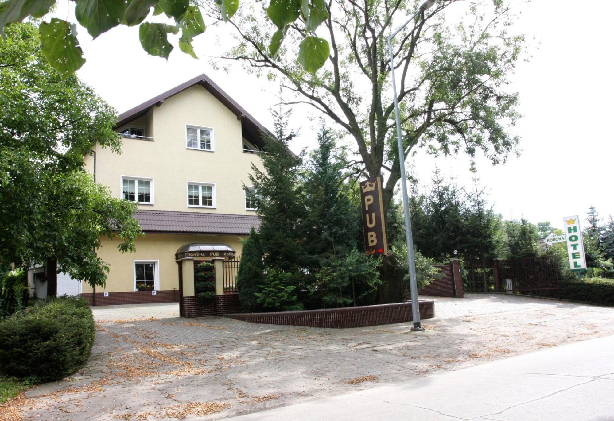 Hotel Korona Słubice Esterno foto