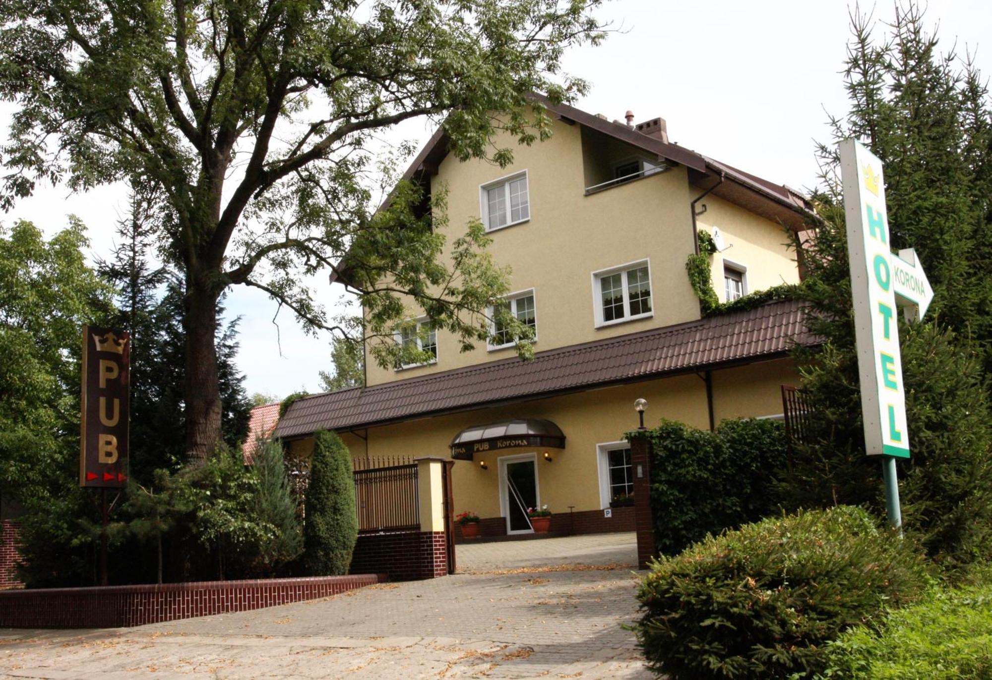 Hotel Korona Słubice Esterno foto