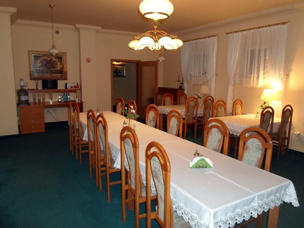 Hotel Korona Słubice Esterno foto
